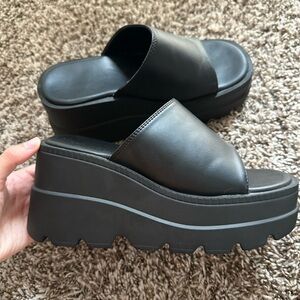 Forever 21 Black Platform Slides